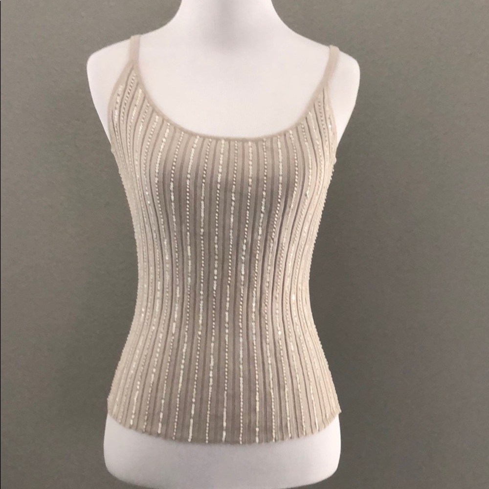Gap Sz s boded tank
